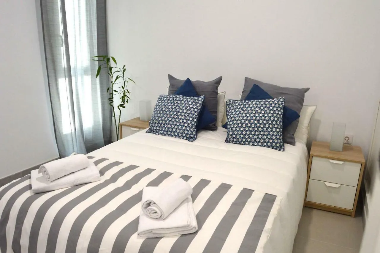Apartamentos Campo Del Sur 0*, 카디스 스페인